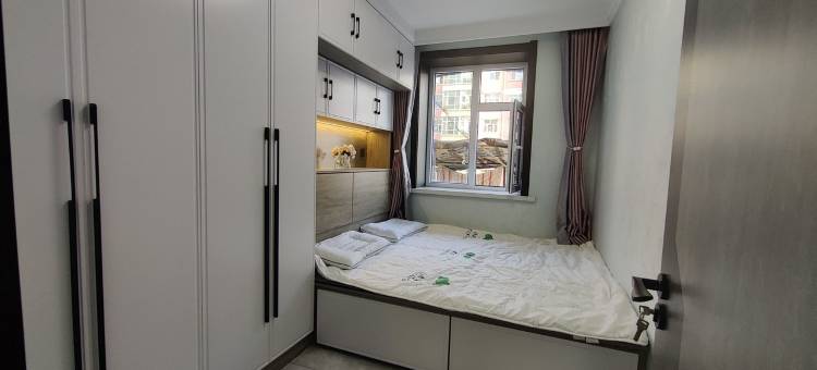 爱予家民宿(政通路分店)图片