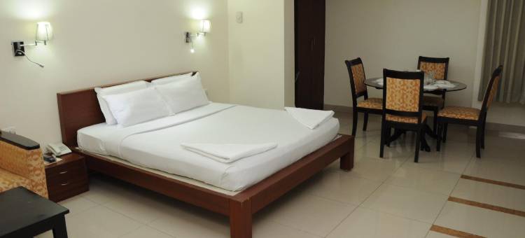 萨罗瓦酒店(Hotel Sarovar)图片