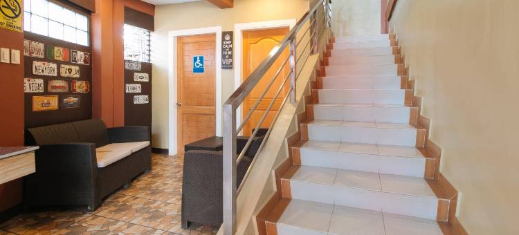 红多兹酒店-拉帕桑广场附近-卡加延德奥罗(RedDoorz Plus near Lapasan Plaza Cagayan de Oro)图片