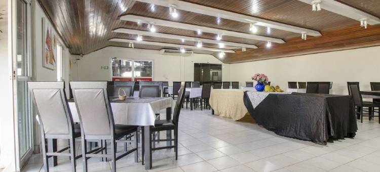 OYO 新阿纳波利斯酒店, 因佩拉特里斯(OYO New Anápolis Hotel, Imperatriz)图片