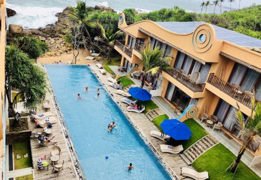 Thaproban Pavilion Waves Hotel Overview