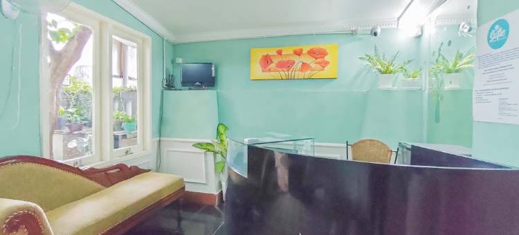 泗水西多塞尔莫红多兹伊斯兰酒店(RedDoorz Syariah at Prapen Jaya Surabaya)图片