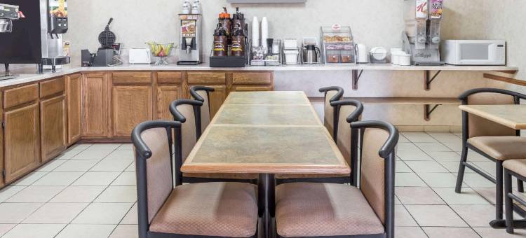 伍德斯托克速8酒店(Super 8 by Wyndham Woodstock)图片