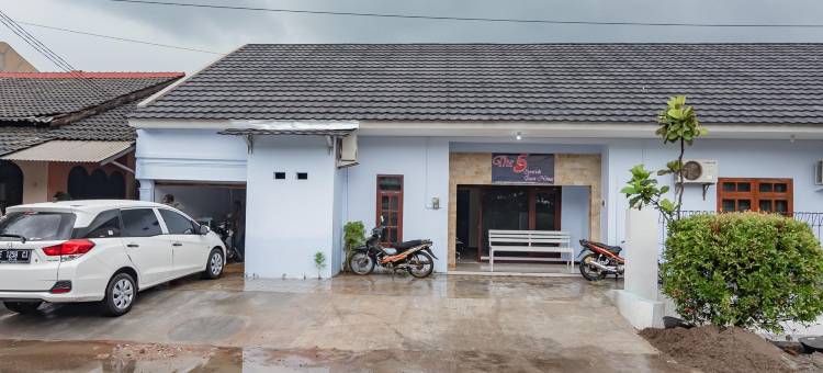 The Lima Guest House Syariah Mitra RedDoorz图片