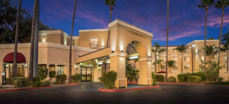 埃斯孔迪多贝斯特韦斯特酒店(Best Western Escondido Hotel)图片