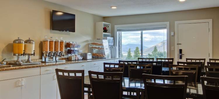 坎卢普斯骑士酒店(Knights Inn Kamloops)图片