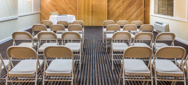 彭萨科拉-历史市中心戴斯酒店(Days Inn by Wyndham Pensacola - Historic Downtown)图片