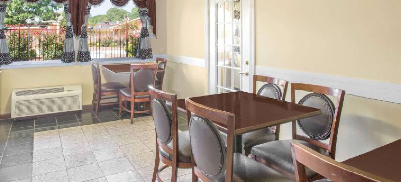 贾斯柏温德姆速 8 酒店(Super 8 by Wyndham Jasper)图片