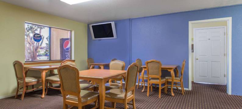 金曼西温德姆戴斯酒店(Days Inn by Wyndham Kingman West)图片