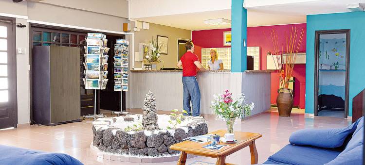 卡莱塔港酒店(Puerto Caleta)图片