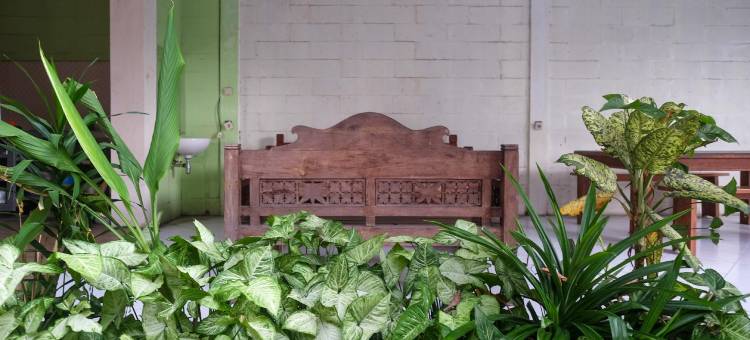 红门酒店清真-近帕库翁购物中心日惹(RedDoorz Syariah Near Pakuwon Mall Jogja)图片