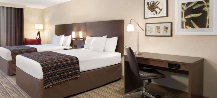 普拉特维尔乡村酒店及套房(Country Inn & Suites by Radisson, Platteville, WI)图片