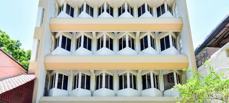 拉亚酒店(Hotel Raya's)图片