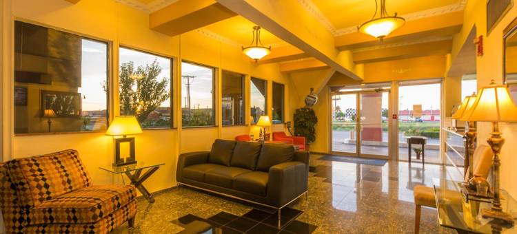 俄克拉何马市温德姆豪生酒店(Howard Johnson by Wyndham Oklahoma City Airport/ Fairgrounds)图片