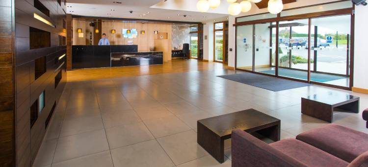 Holiday Inn Express 伦敦 - 森马(Holiday Inn Express LONDON - EPSOM DOWNS by IHG)图片