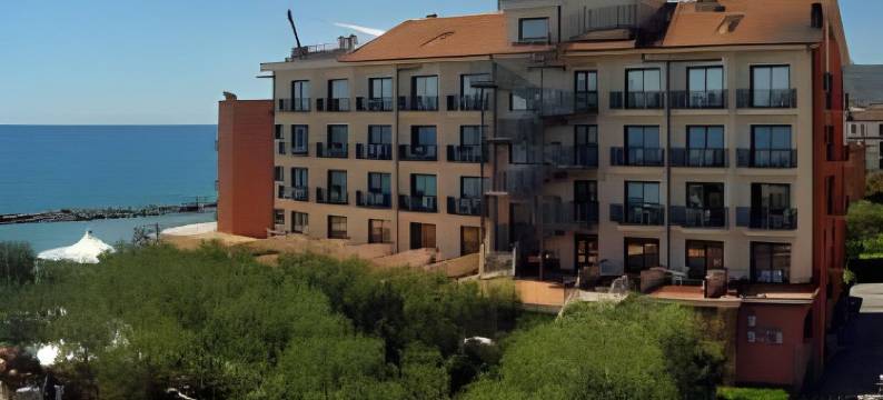 戴安娜大酒店(Grand Hotel Diana Majestic)图片