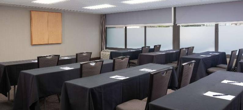 湖畔克里夫兰市中心希尔顿逸林酒店及度假村(DoubleTree by Hilton Hotel Cleveland Downtown - Lakeside)图片