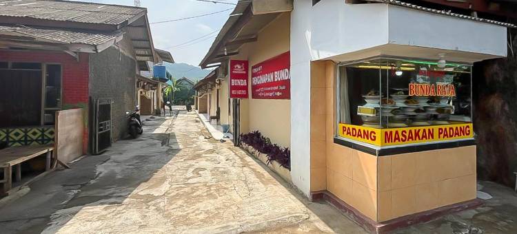 RedDoorz at Penginapan Bunda图片