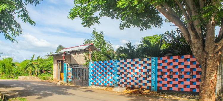 OYO 92060 我们兄弟公寓(Hotel O We Bro Kost)图片