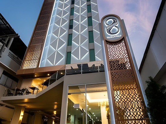 乌隆他尼8号酒店