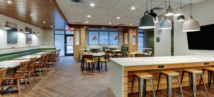 阿什维尔韦弗维尔万豪万枫套房酒店(Fairfield Inn & Suites Asheville Weaverville)图片