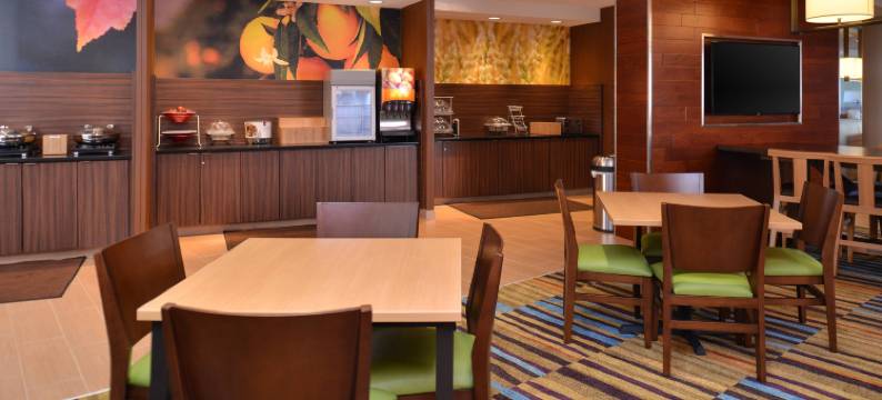 伍德兰德萨克拉门托机场万枫酒店及套房(Fairfield Inn & Suites Sacramento Airport Woodland)图片