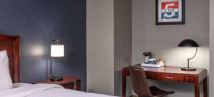 卡拉马祖福朋喜来登酒店(Four Points by Sheraton Kalamazoo)图片