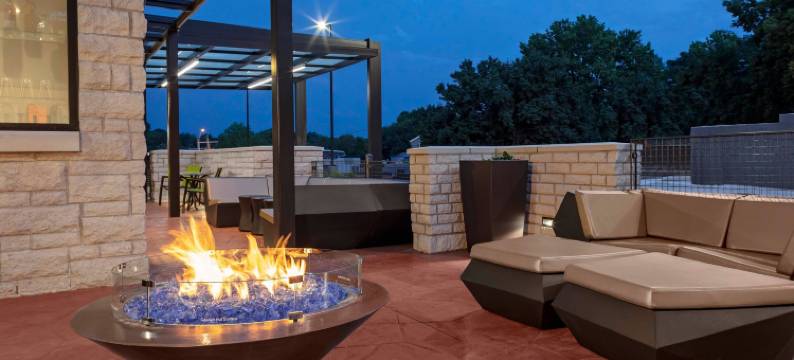 堪萨斯城广场SpringHill Suites酒店(SpringHill Suites Kansas City Plaza)图片