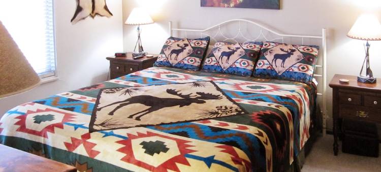 Buffalo Roam Condo * Comforts of Home for 6 * Minutes from Yellowstone图片