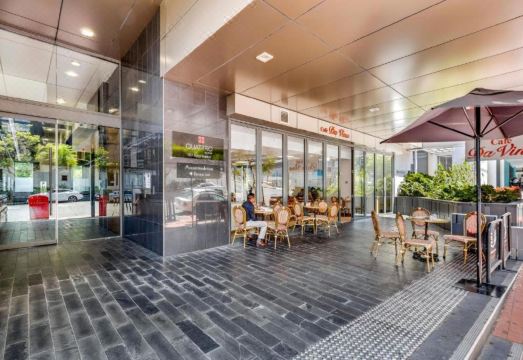 Quattro on Astor Hotel Overview