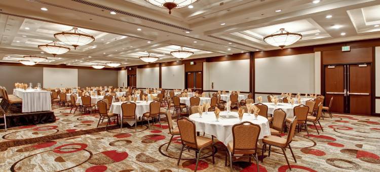 普莱森顿俱乐部希尔顿逸林酒店(DoubleTree by Hilton Pleasanton at the Club)图片