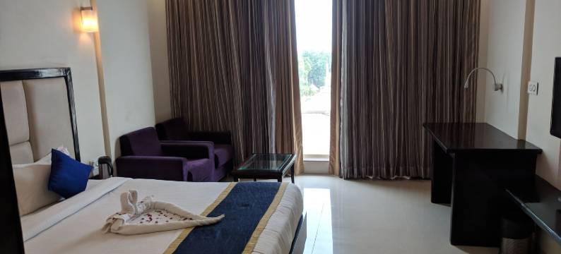 钱德拉帝国酒店(Chandra Imperial)图片