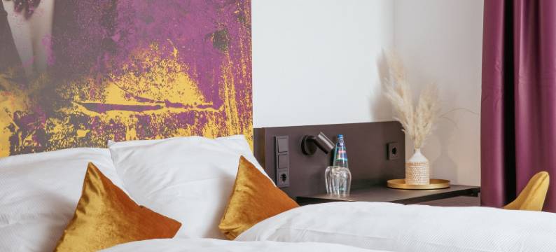 桑贝亚(Sombea)图片