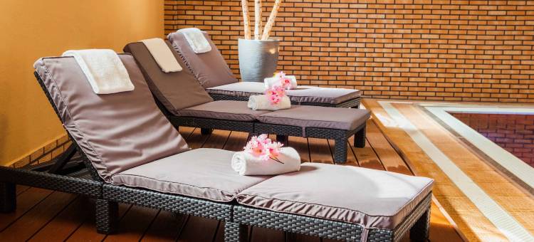 勒巴尔卡雷休闲原生城市酒店(The Originals City, Relax'Otel & Spa, le Barcarès)图片