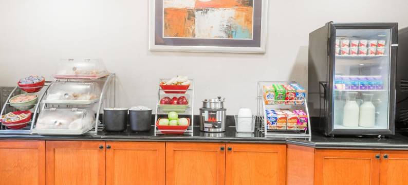 Wingate by Wyndham Erie图片