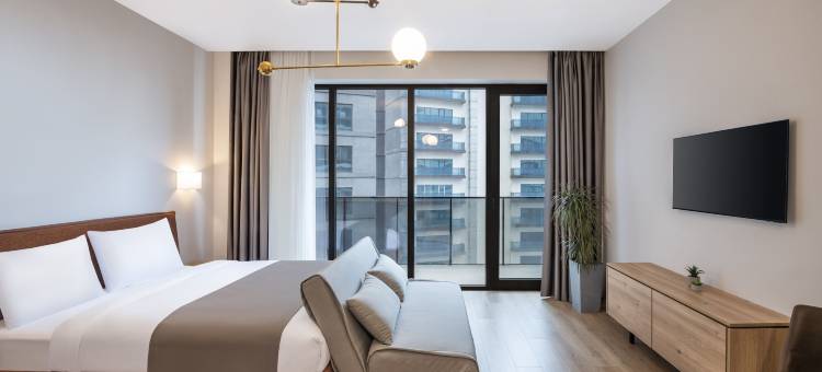 斯台普斯巴统酒店套房(Steps Batumi Hotel & Suites)图片