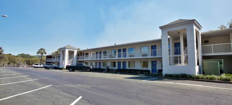 塔拉哈西市中心6号汽车旅馆(Motel 6 Tallahassee, FL - Downtown)图片