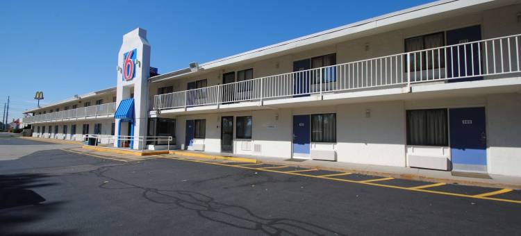 普林菲尔德奇科皮6号汽车旅馆(Motel 6 Chicopee, MA - Springfield)图片