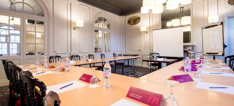 4 星级的罗德兹大教堂美居酒店和美居公寓酒店(Mercure Rodez Cathédrale &Résidence Managed by Mercure Rodez)图片