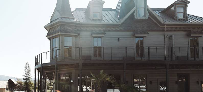 撒切尔酒店(Thatcher Hotel)图片