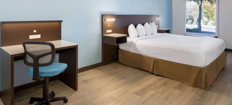 勒琼营温德姆呗盟酒店(Baymont by Wyndham Camp Lejeune)图片