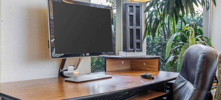 卡梅伦帕克诗格尔斯普林斯凯艺套房酒店(Quality Inn & Suites Cameron Park Shingle Springs)图片