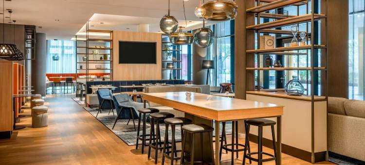 科隆万怡酒店(Courtyard by Marriott Cologne)图片