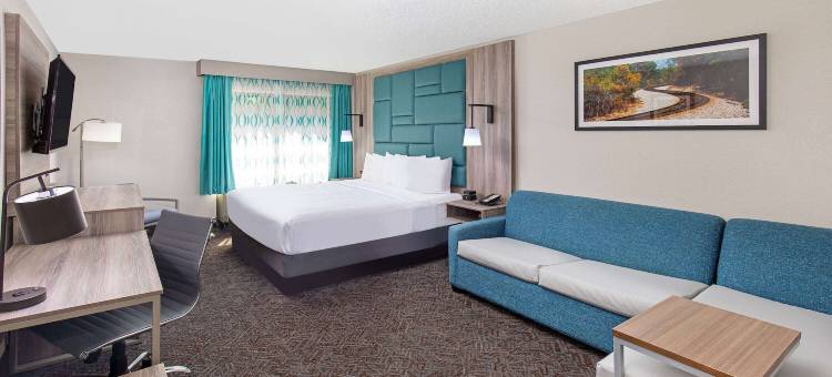 鸽子谷多莉伍德拉昆塔温德姆酒店(La Quinta Inn & Suites by Wyndham Pigeon Forge-Dollywood)图片