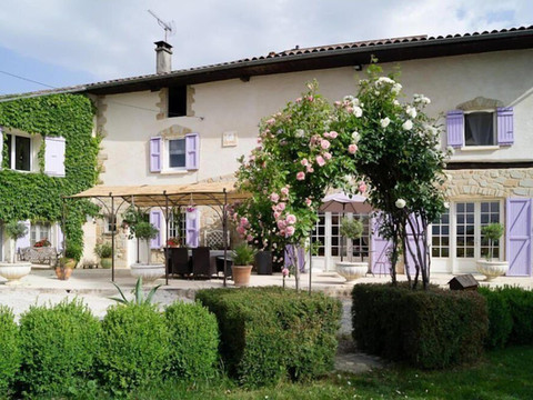 乐瓦尔德桑斯酒店