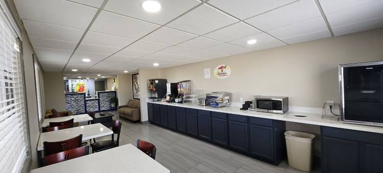 水牛城温德姆速8酒店(Super 8 by Wyndham Buffalo)图片