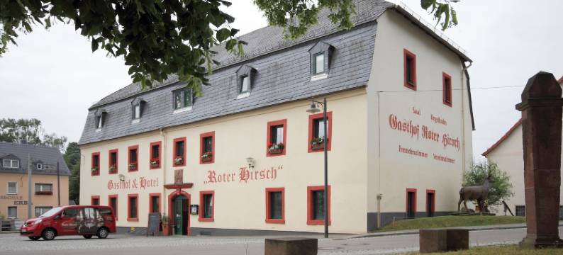 盖斯霍夫罗特赫希酒店(Gasthof Und Hotel Roter Hirsch)图片