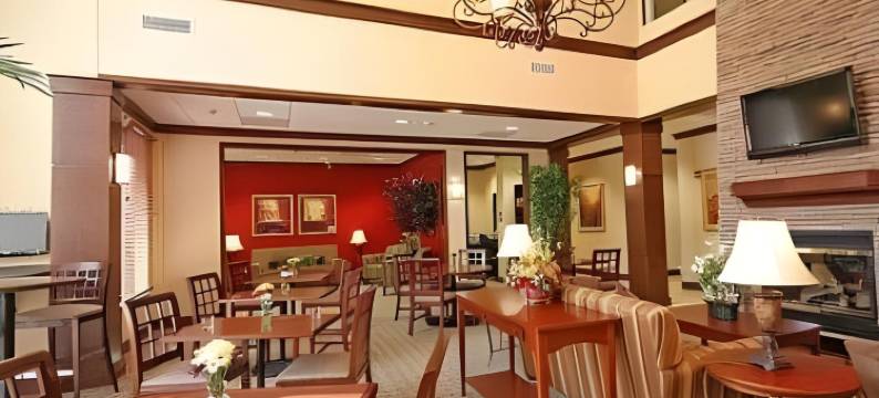 Staybridge Suites 哥伦比亚 by IHG(Staybridge Suites COLUMBIA by IHG)图片