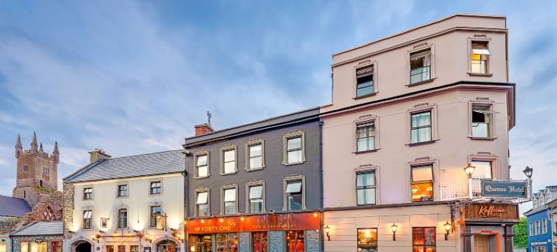 皇后夜总会酒店(Queens Hotel)图片