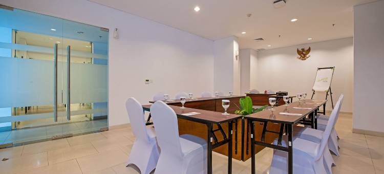 巴里巴班维兹鼎盛酒店(Whiz Prime Hotel Balikpapan)图片